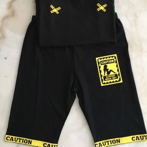 SLIPPERY WHEN WET 2PC SET